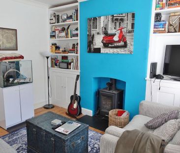 2 bedroom semi-detached house to rent - Photo 2