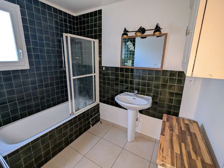 Location Maison 3 pièces 64m² - Photo 4