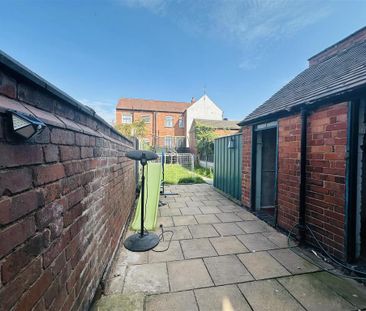 3 bedroom house to rent - Photo 3