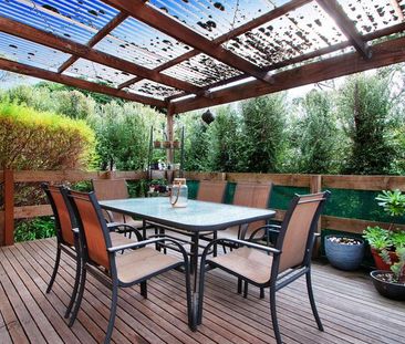 Two Bedroom Unit Perfectly Positioned in the Heart of Ringwood East - Photo 3