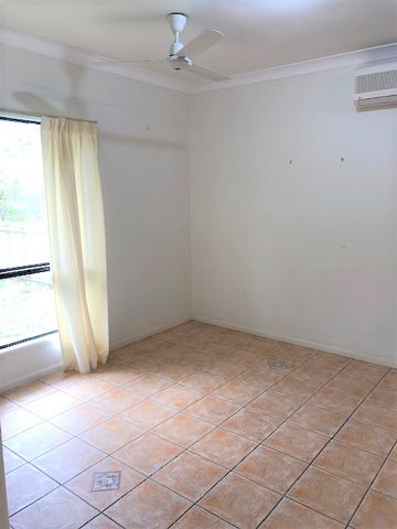 Modern Comfort in a Quiet, Family-Friendly Street! - Photo 4