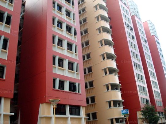 Blk 296 Yishun Street 20 (Yishun), HDB 4 Rooms - For Rent - Photo 1