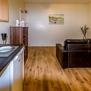 9 BROOKFIELD ROAD Leeds - LS6 4EJ - Photo 2