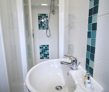 Flat 5, 30 Kelso Road, LS2 9PR, Leeds - Photo 5