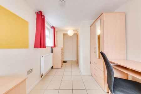 6 bedroom house to rent - Photo 5