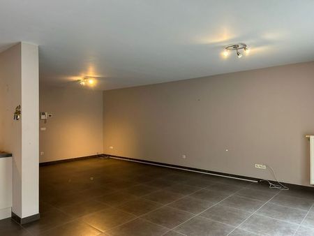 Appartement te huur - Foto 3