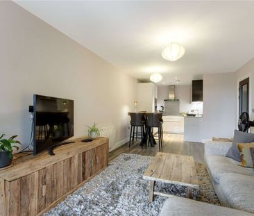 An attractive one bedroom apartment with a balcony in this landmark... - Photo 1