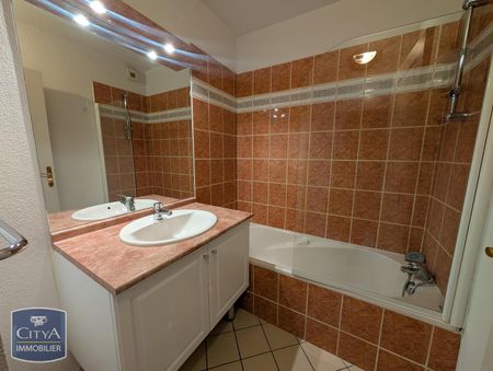 Location Appartement 2 pièces 45m² ALBI 81000 - Photo 5