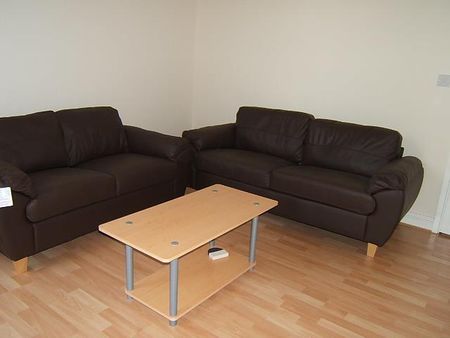 4 bedroom house to rent - Photo 3