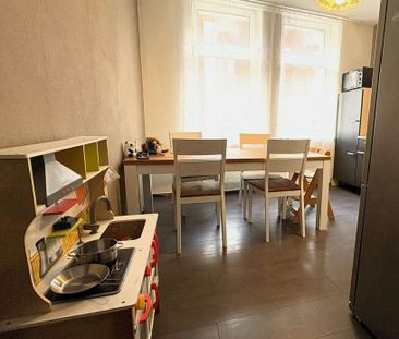 Ideal für Familien 3-Zimmer-Wohnung mit Terrasse - Photo 1