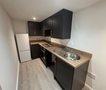 1 bedroom ground floor flat to rent - Photo 5