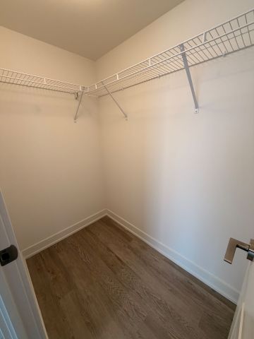 For Lease - 1010 Sandy Beach Road Unit# 1402, Pickering, Ontario - Photo 3