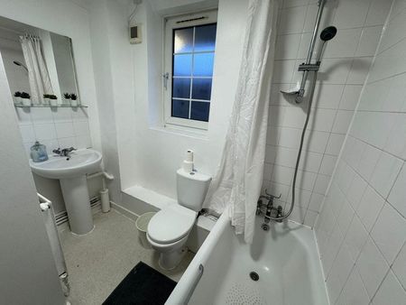 Room in a Shared House, Hollybush Gardens, E2 - Photo 4