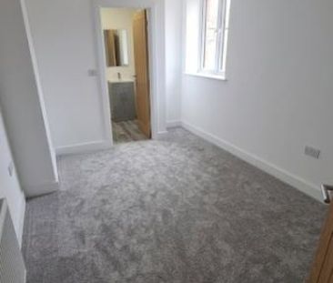Market Street, Oakengates (B) - £725 pcm - Photo 2