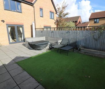 2 bedroom semi-detached house to rent - Photo 4