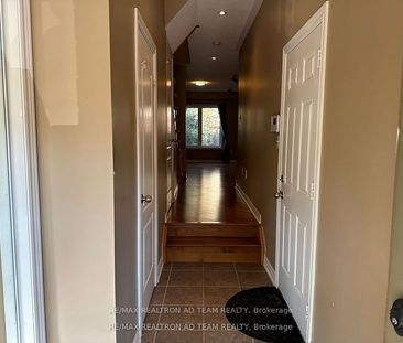 For Lease - 15 Latitude Lane, Whitchurch-Stouffville, Ontario - Photo 4