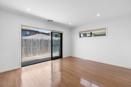 28 Pademelon Street, Throsby ACT 2914 - House For Rent | Domain - Photo 2