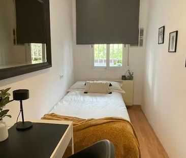 Calle de Pablo Luna, Madrid, Community of Madrid 28046 - Photo 6