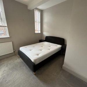 1 Bedroom Apartment Available Arranging tenancy - Photo 2