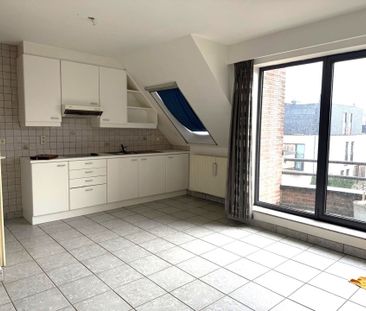 Centraal gelegen app met garage in het centrum van Vosselaar - Photo 2