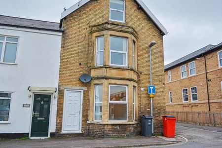 Ground floor flat to rent - Photo 5