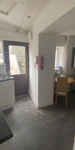 Room For Rent Park Street, Pontypridd - Photo 3