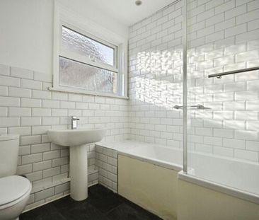 3 bedroom maisonette to rent - Photo 1