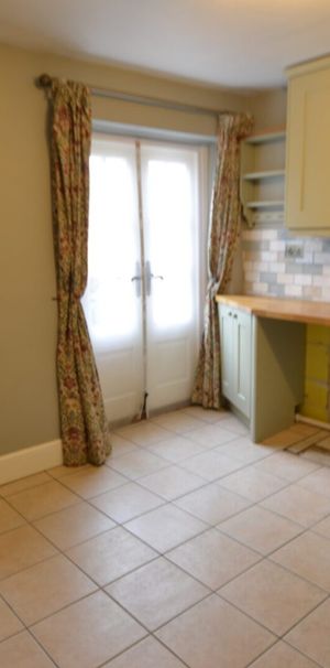 Old Great North Road, Stibbington, PE8 - Photo 1