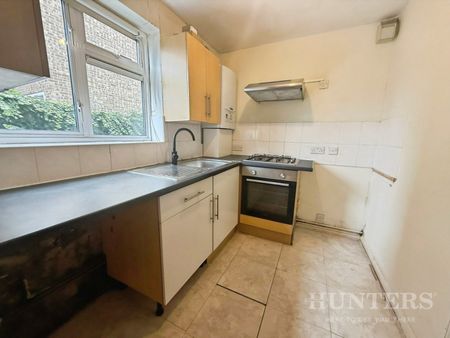 1 bedroom Flat To Let Total Size: 357 SQ FT - Photo 2