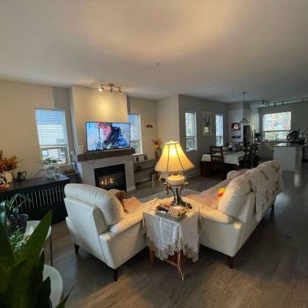 3 bedroom coner townhouse Squamish - Photo 1