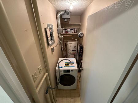 For Lease - 45 Pond Mills Road Unit# 803, London South, Ontario - Photo 2