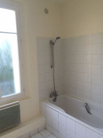 Location Appartement 3 pièces 49m² - Photo 3