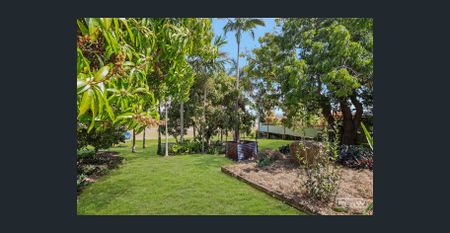 Spacious Family Living with a Coastal Lifestyle - Photo 3