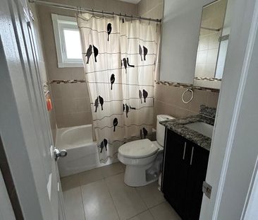 For Lease - 7 Strode Drive, Toronto, Ontario - Photo 6