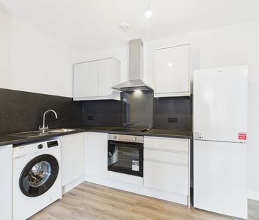 Zinc House, 217 - 221, Camberley - 2 bedrooms Property for lettings... - Photo 5