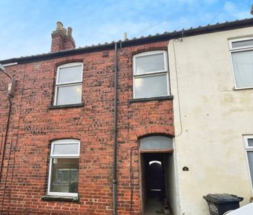 Kenneth Street - Photo 2