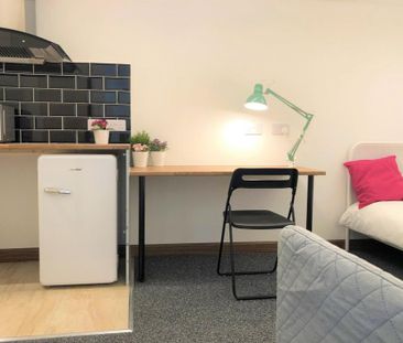 Studio to rent - Photo 5