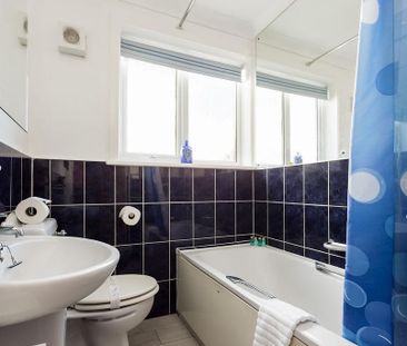 2 bedroom detached bungalow to rent - Photo 5