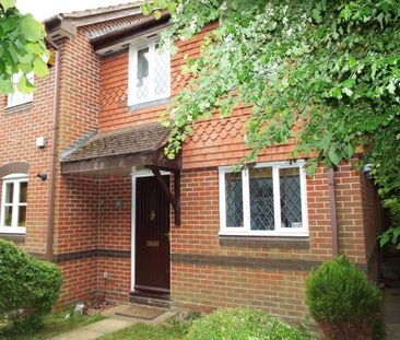 Neville Drive, Romsey - Photo 5