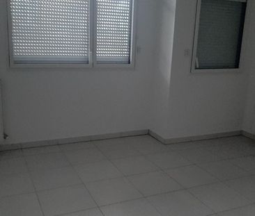 location Appartement T1 DE 23.94m² À MAISONS ALFORT - Photo 3