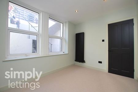 1 Bed property for rent - Photo 2