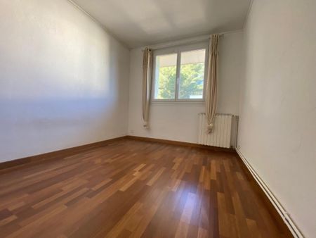 Appartement type F3 La Seyne-sur-Mer (83500) - Photo 2