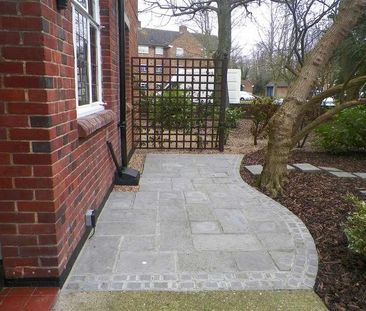 Greentiles, Greentiles Lane, Denham Green, UB9 - Photo 5