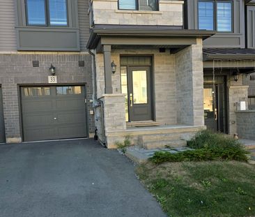 For Lease - 33 Hollywood Court, Cambridge, Ontario - Photo 2