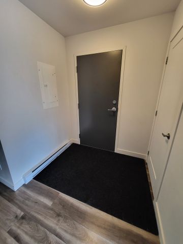 4 1/2 à louer - Photo 4