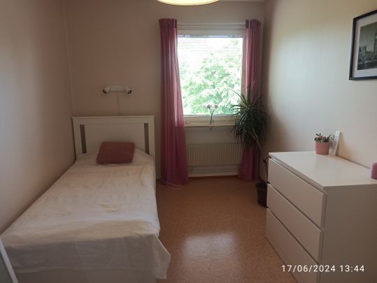 Nytorpsvägen, Ljungsbro - Photo 1