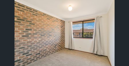 Fully Renovated 2-Storey, 2-Bedroom Unit – Prime Location! - Photo 3