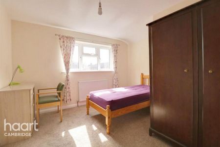 1 bedroom in a house share to rent - Photo 4