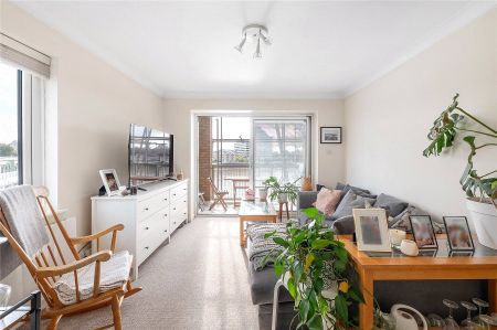Carrara Wharf, Ranelagh Gardens, London, SW6 flat to rent - Photo 5