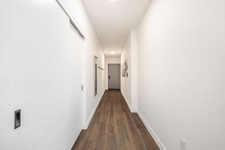 The Monterey - Photo 2